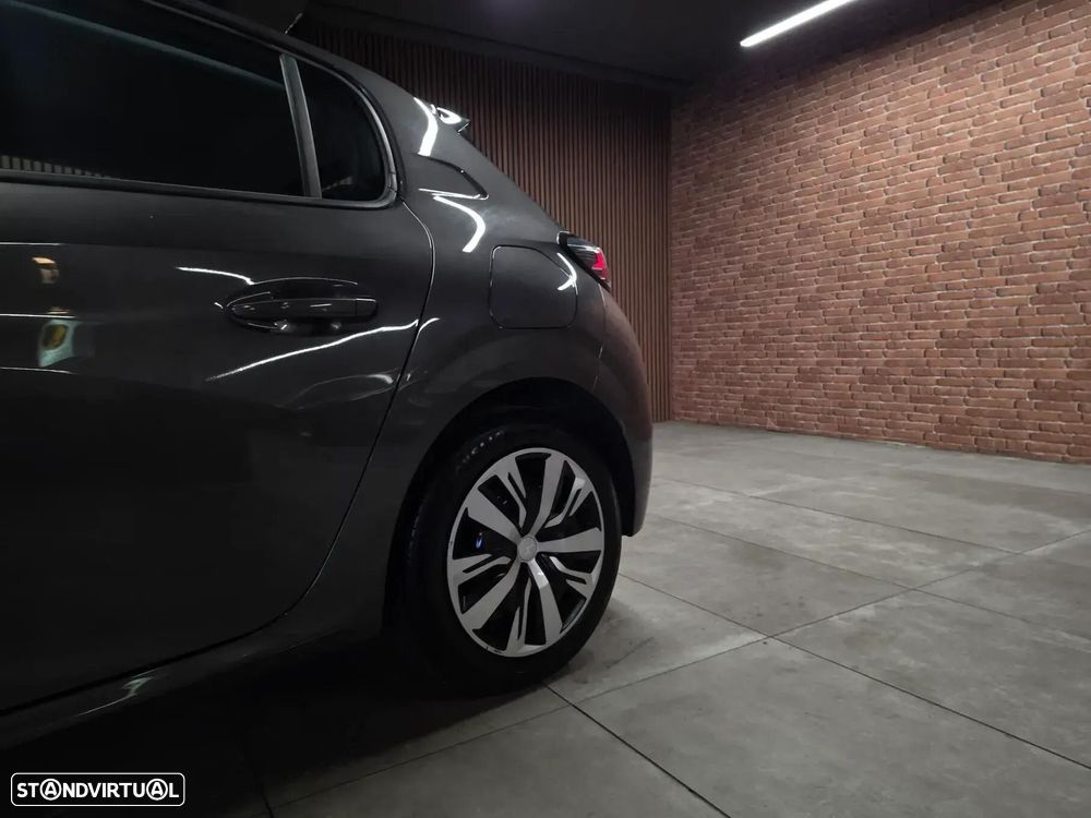Peugeot 208 1.5 BlueHDi Active — fotografia 19