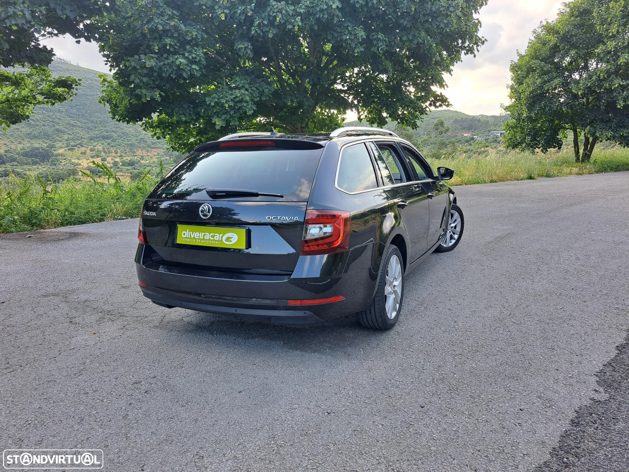 Skoda Octavia Break 1.6 TDi Business Line - 4