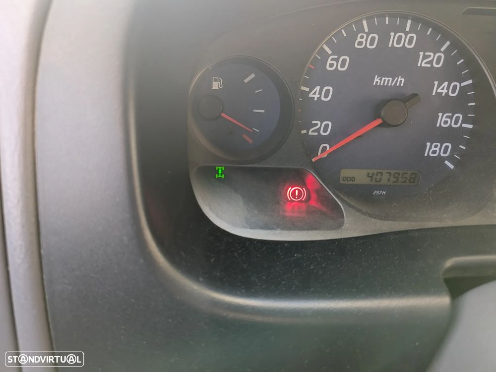 Nissan Pick Up 2.5 TD KC P.E. CM 4L - 11