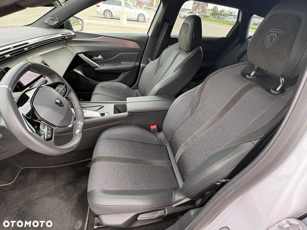 Peugeot 308 1.2 PureTech GT S&S EAT8 - 11