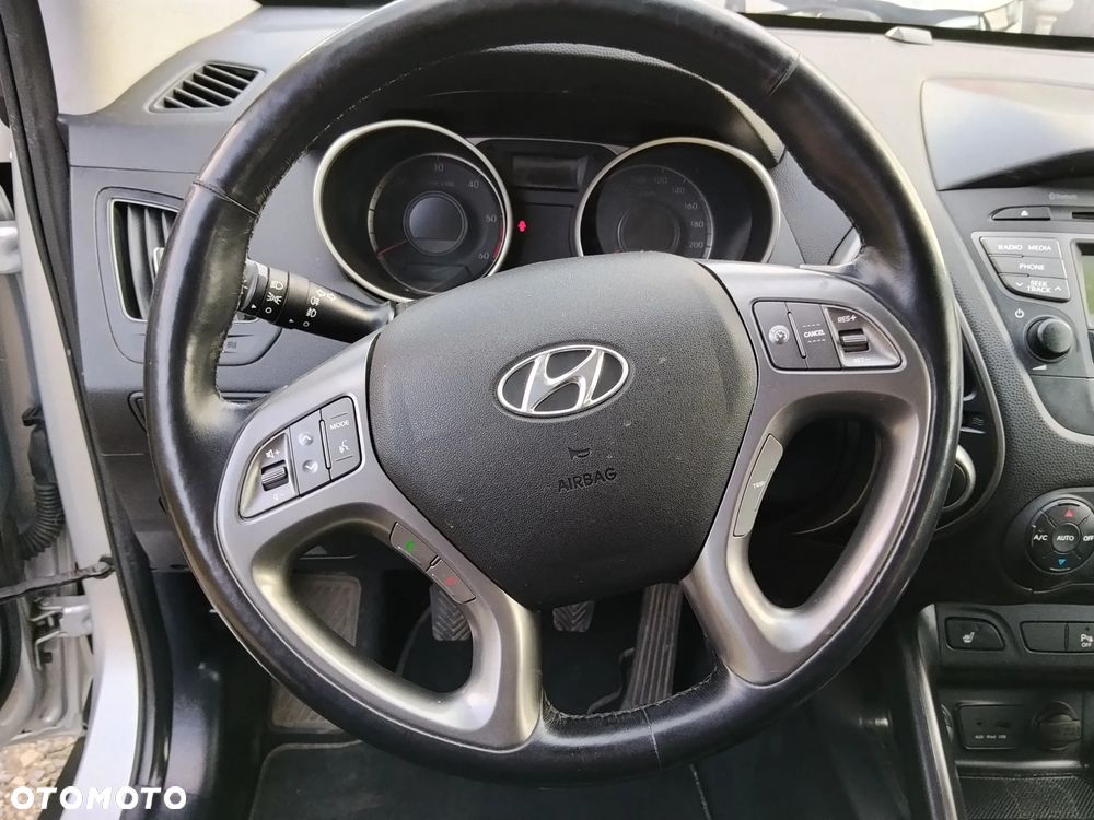 Hyundai ix35 1.7 CRDi Premium 2WD - 16