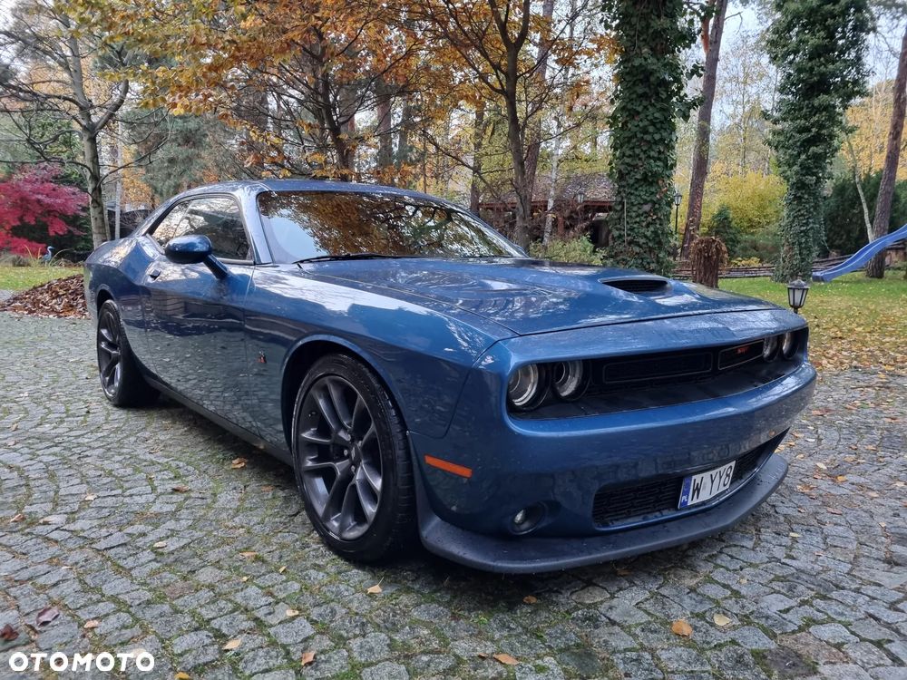 Dodge Challenger 6.4 Scat Pack - 4