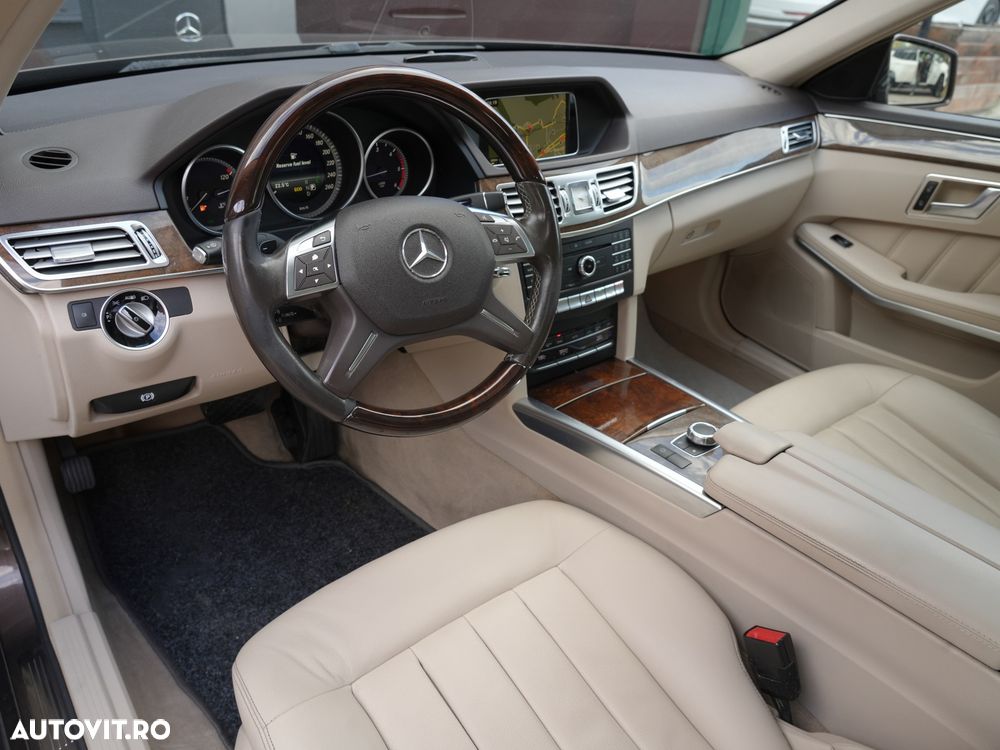 Mercedes-Benz E 220 BlueTEC 4Matic 7G-TRONIC - 13