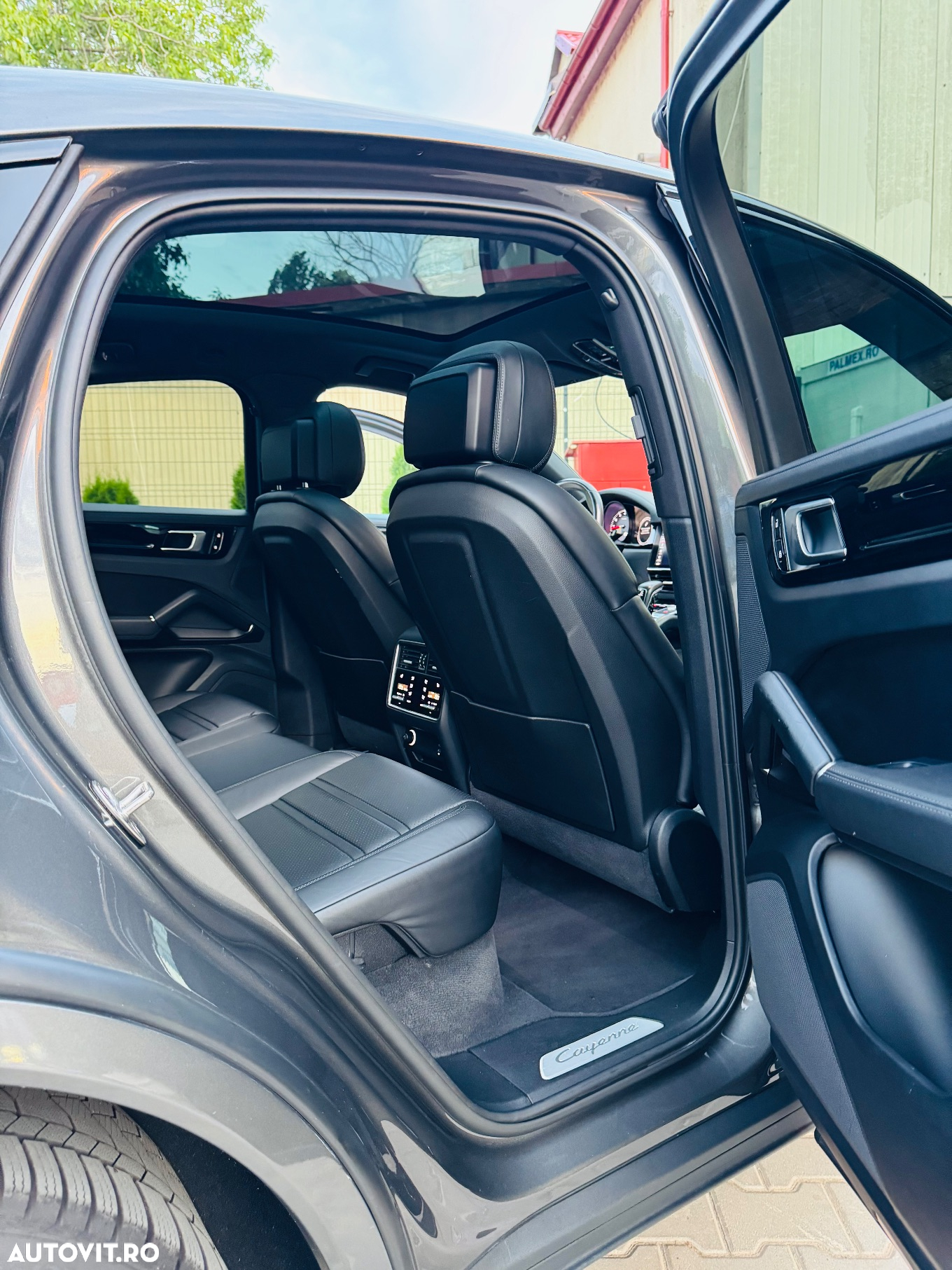 Porsche Cayenne Coupe Tiptronic S - 17