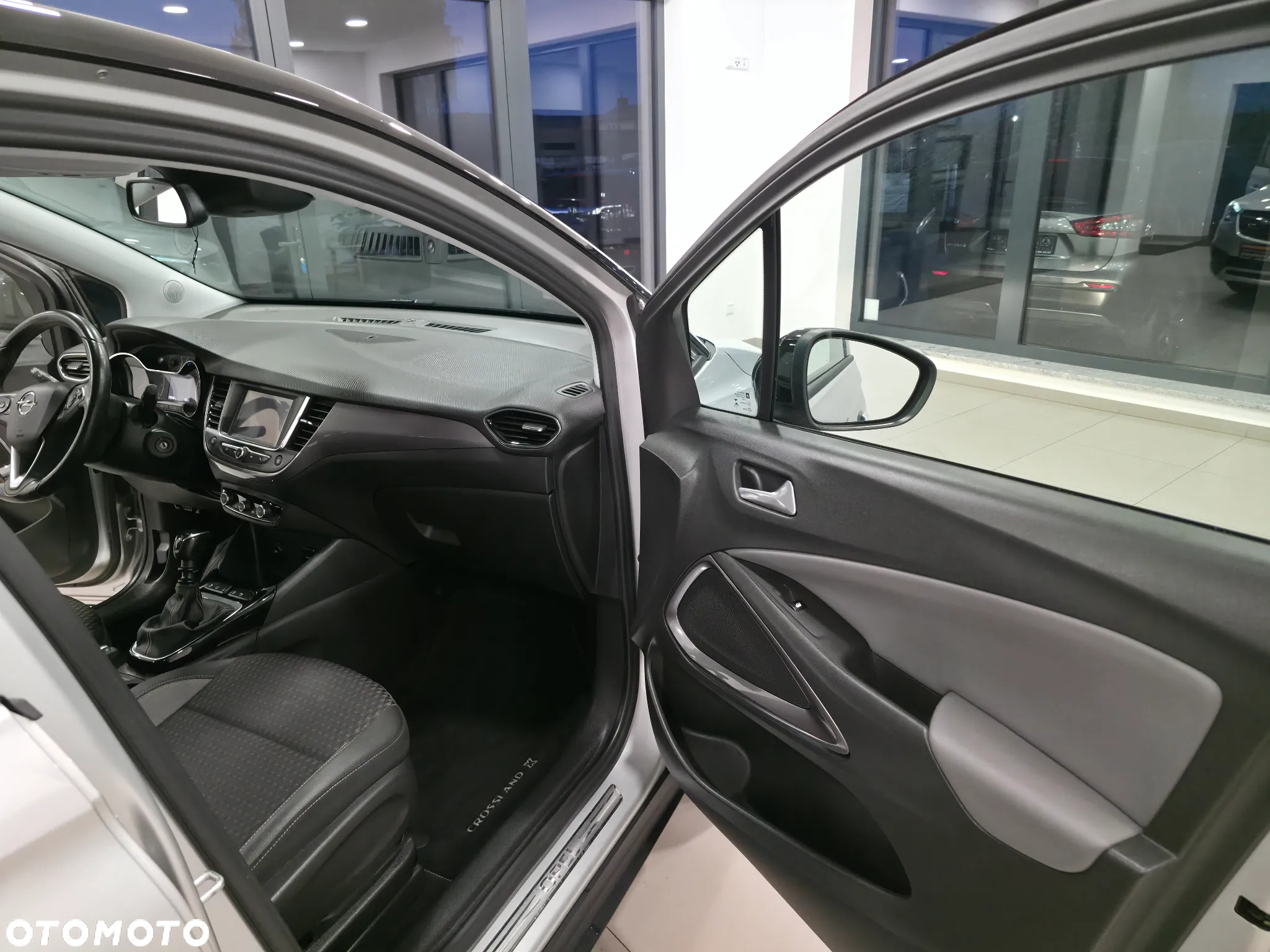 Opel Crossland X 1.2 T Elite S&S - 17