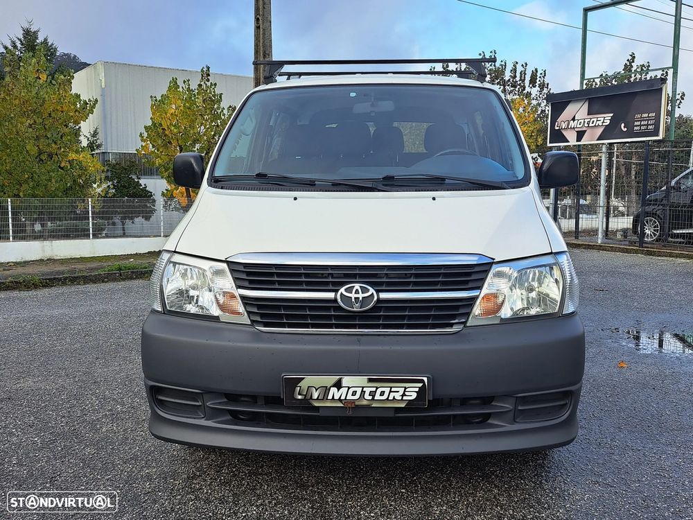 Toyota HiAce 2.5 D-4D Service 2.8T AC - 3