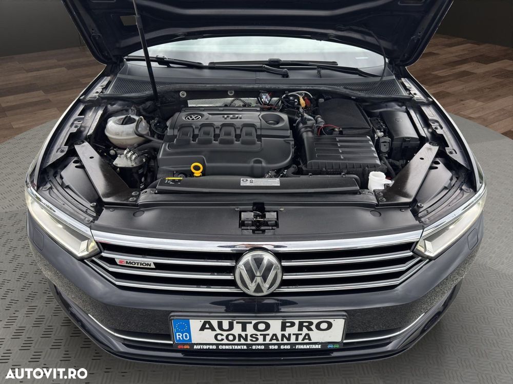 Volkswagen Passat - 14