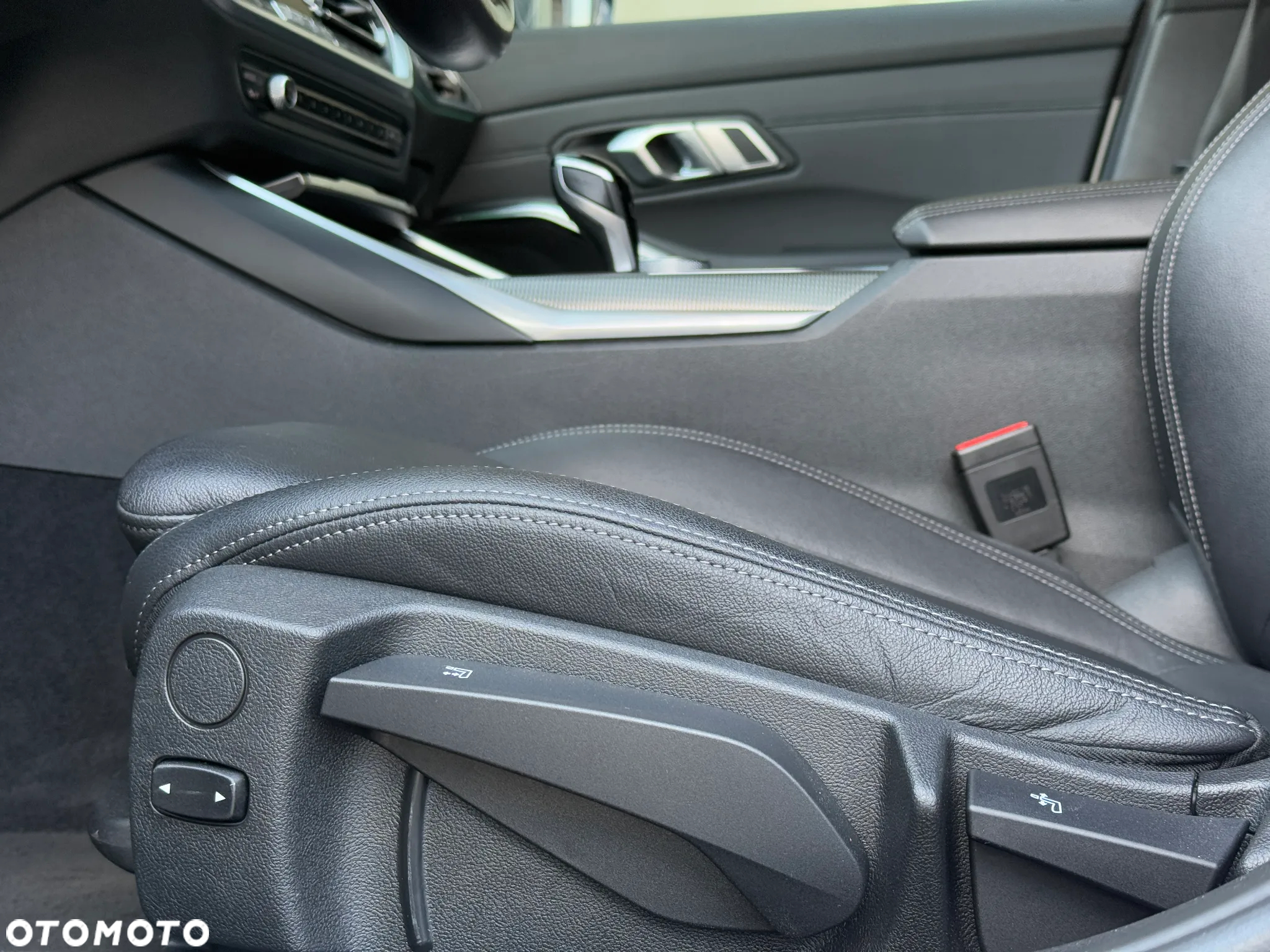 BMW Seria 3 320d M Sport - 24