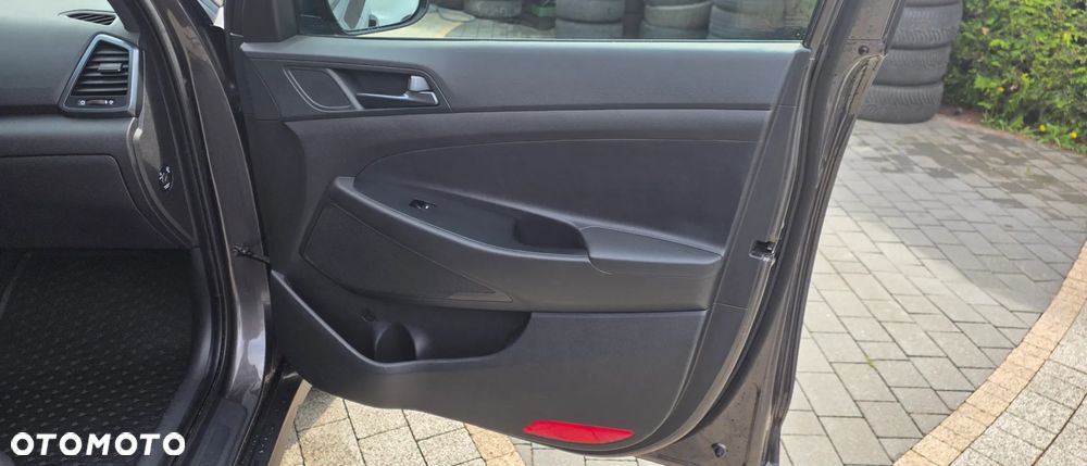 Hyundai Tucson blue 1.6 GDi 2WD Passion - 19