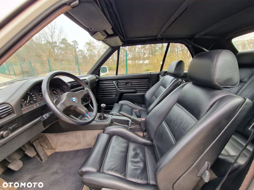 BMW Seria 3 320i - 21