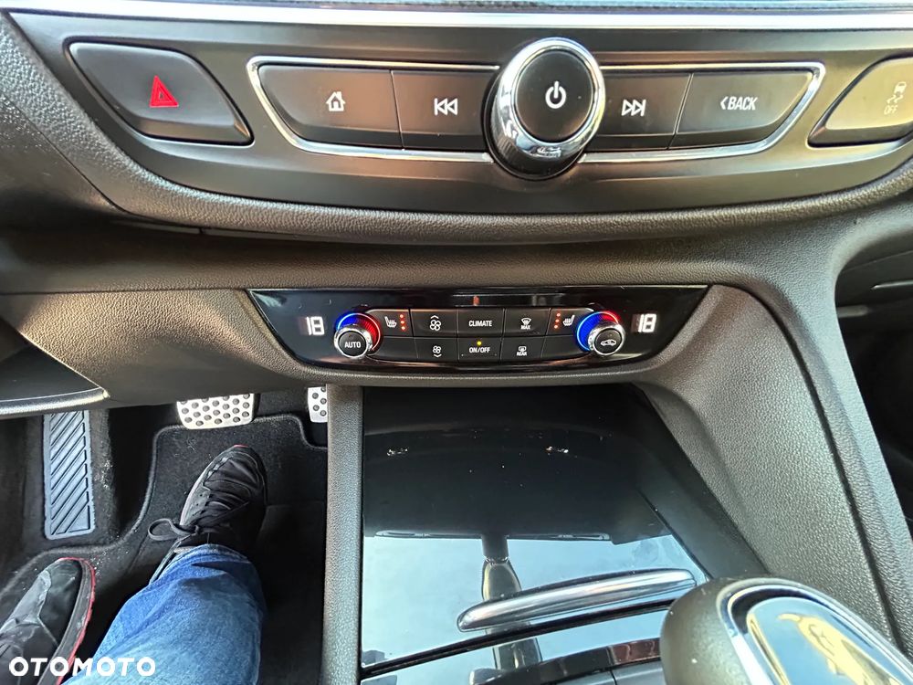 Opel Insignia 2.0 CDTI Sports Tourer Automatik - 16
