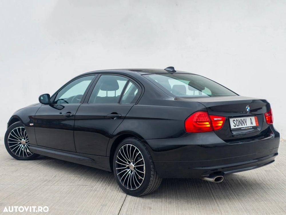 BMW Seria 3 320d - 5
