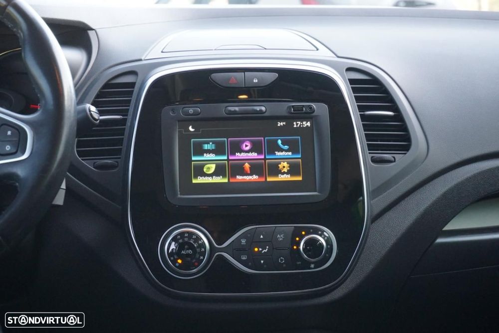 Renault Captur 1.5 dCi Red Edition — fotografia 12