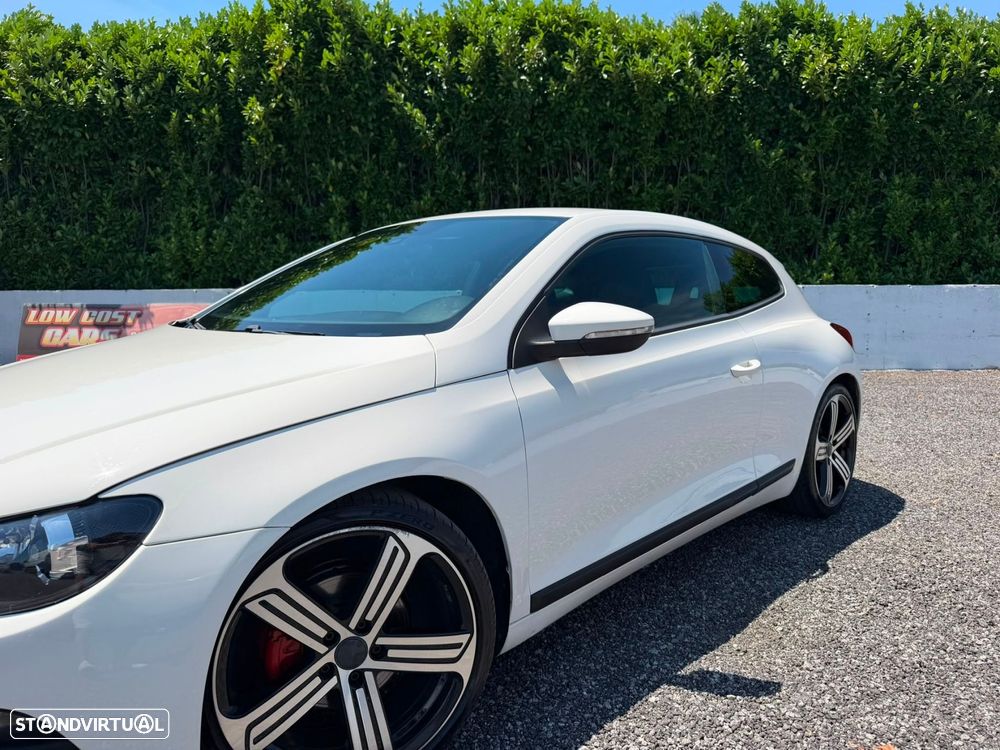 VW Scirocco 2.0 TDI Sport DSG - 14