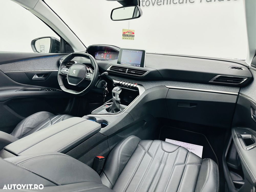 Peugeot 3008 PureTech 130 Stop & Start GPF Allure Pack - 19