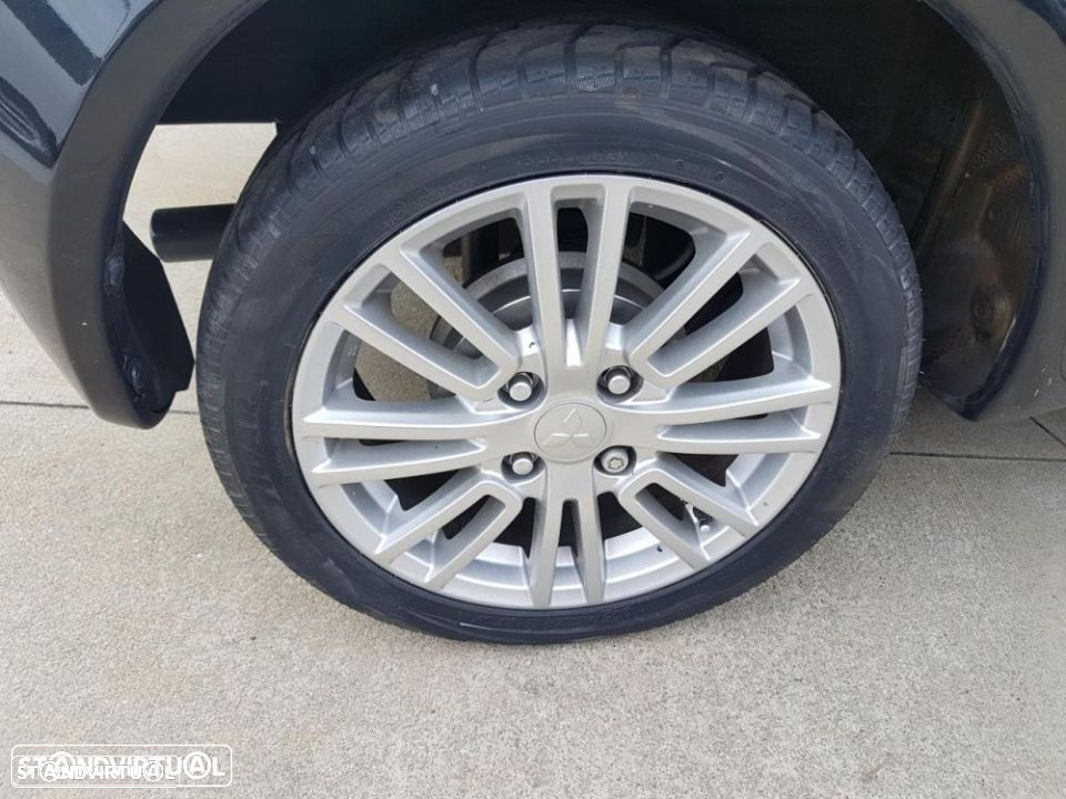 Mitsubishi Colt 2008 para peças - 4