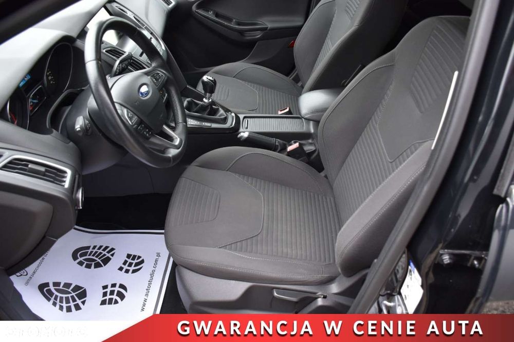 Ford Focus Turnier 1.5 EcoBoost Start-Stopp-System Titanium - 13
