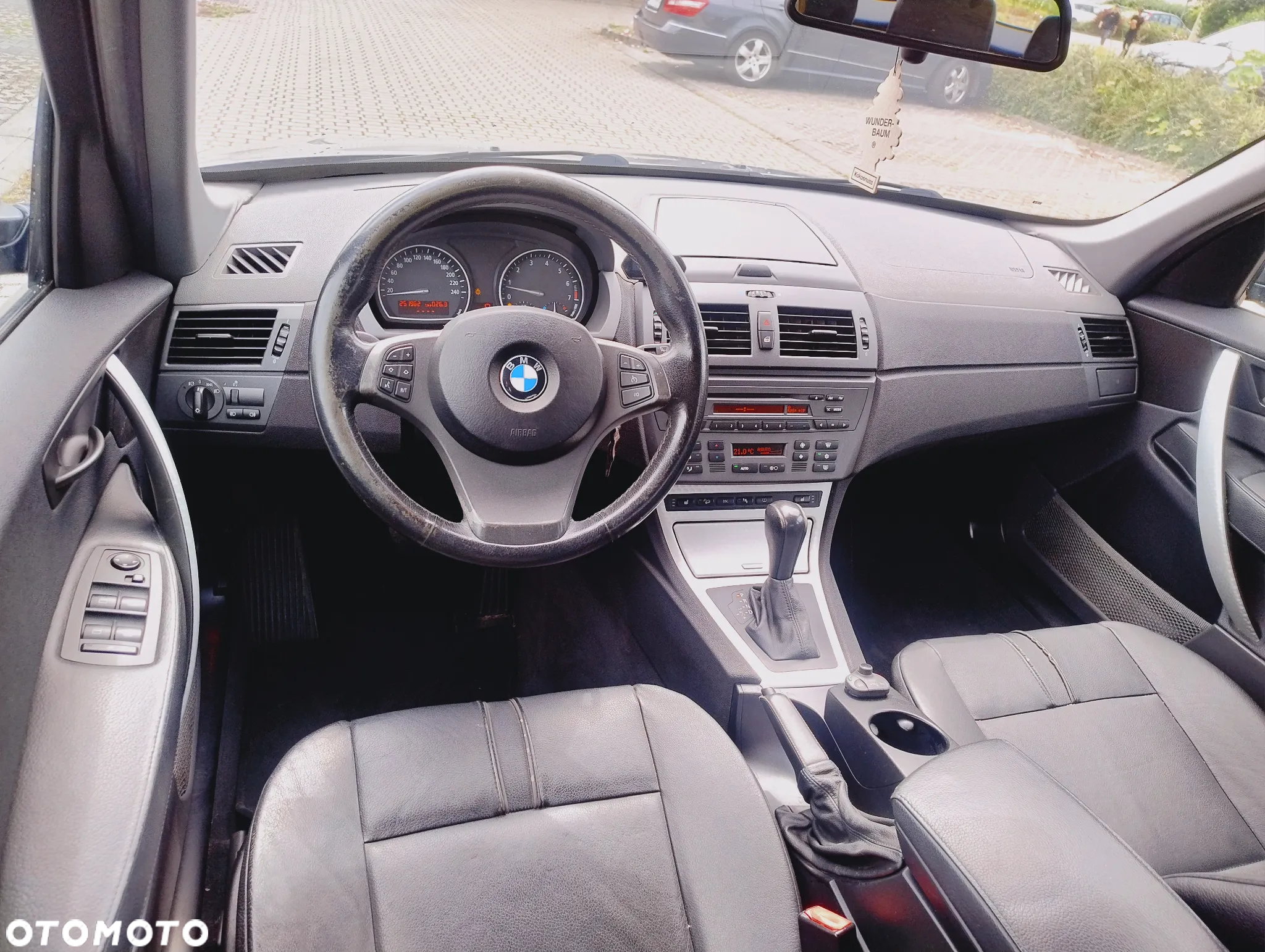 BMW X3 3.0i - 12