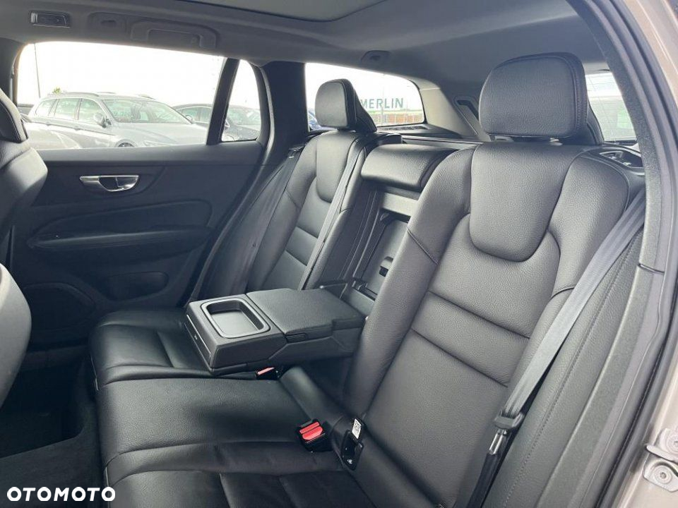 Volvo V60 - 11