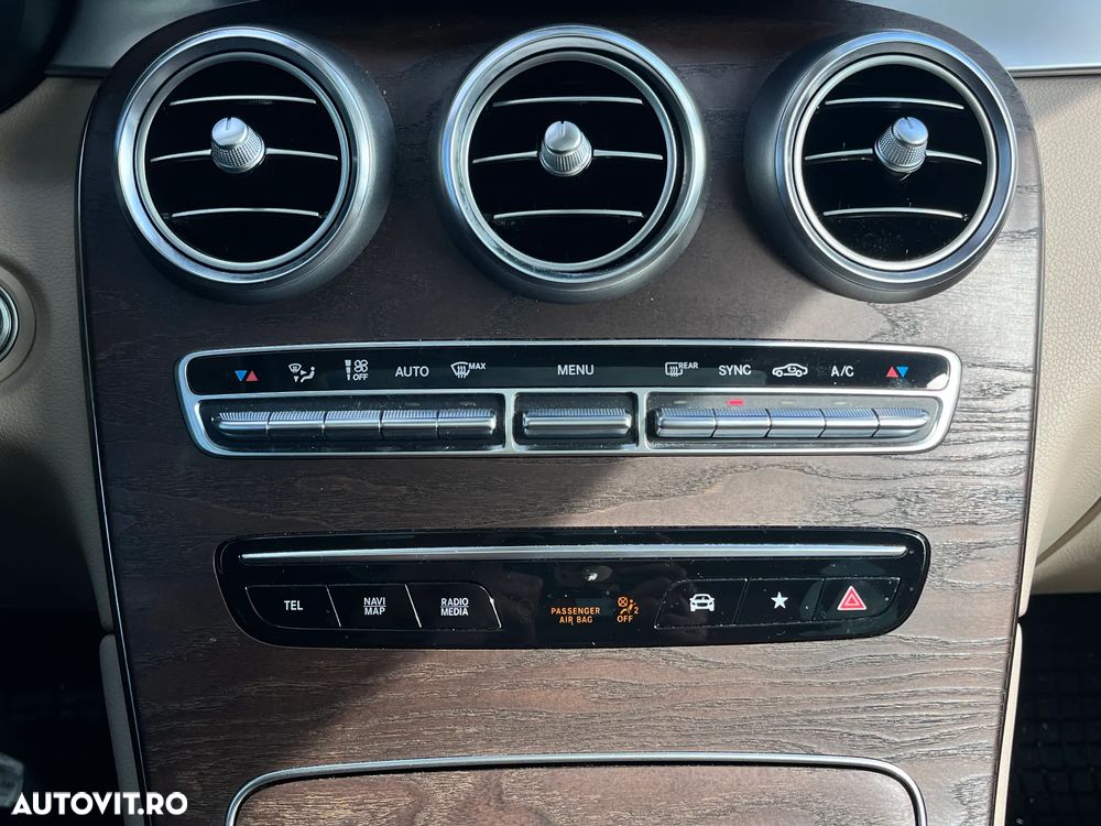 Mercedes-Benz GLC 220 d 4MATIC - 23