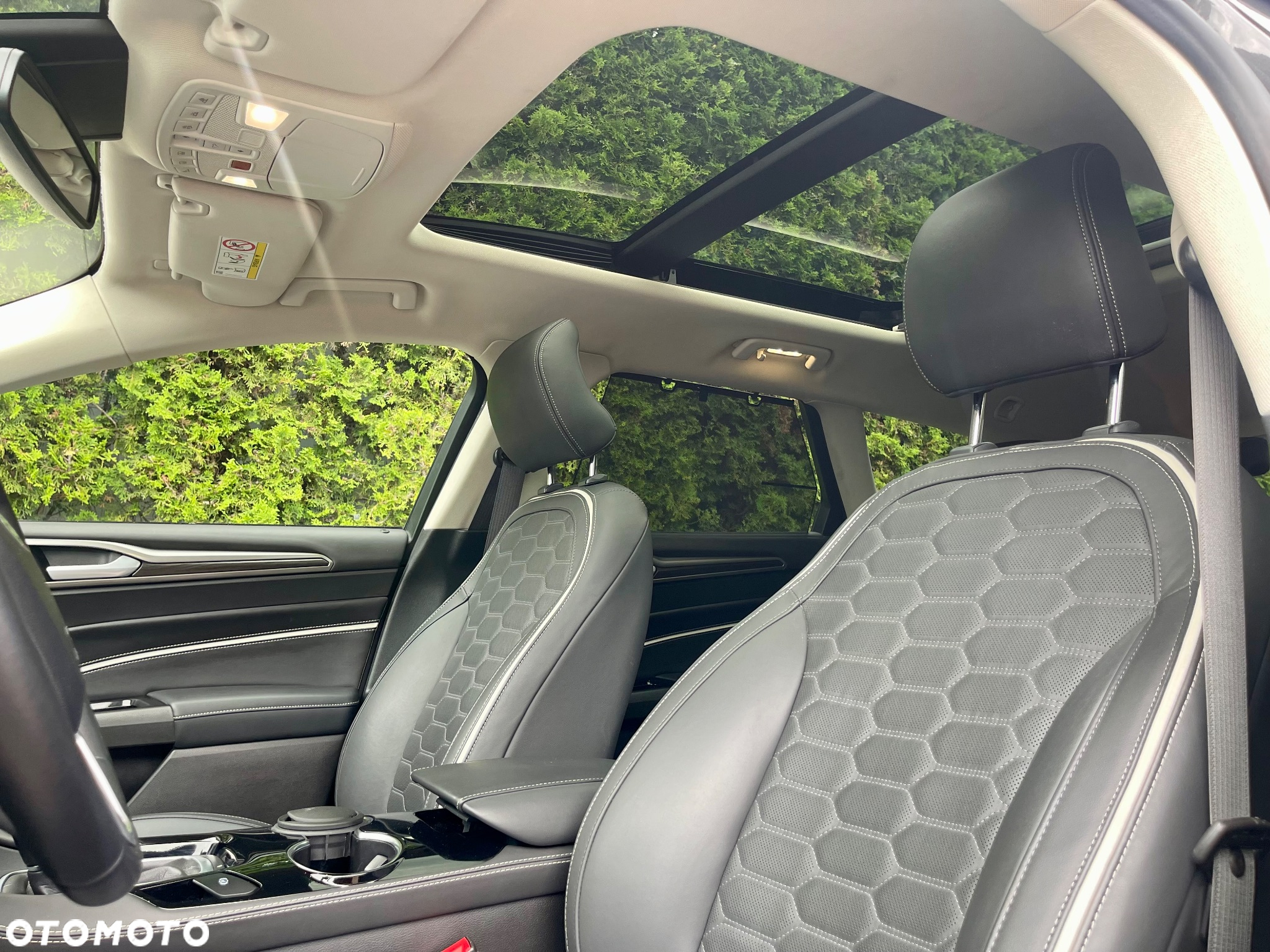 Ford Mondeo - 17