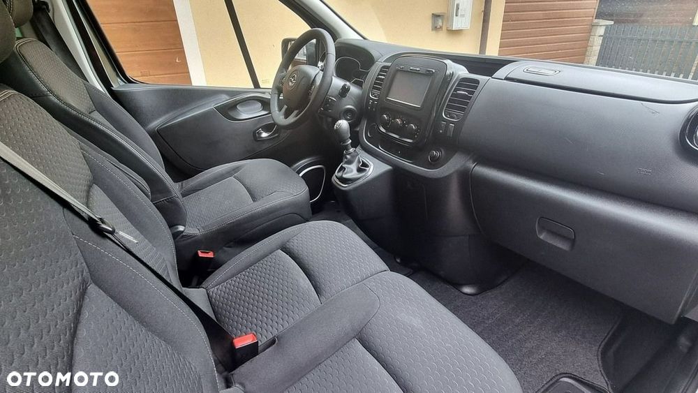Opel Vivaro - 13
