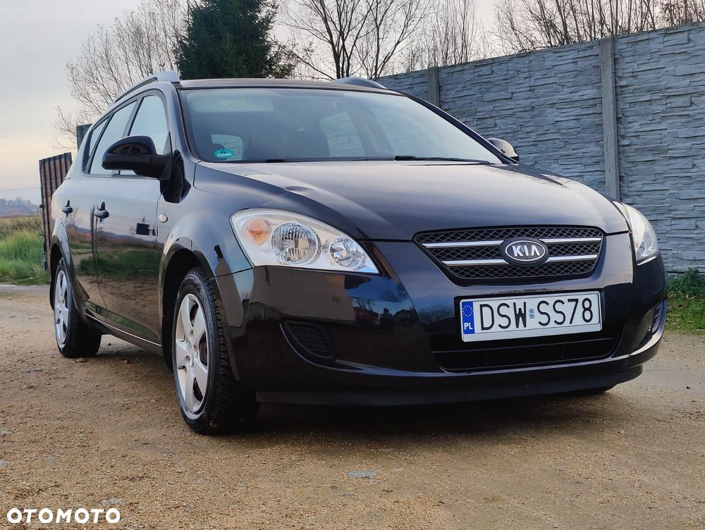 Kia Ceed 1.4 CVVT Attract - 22