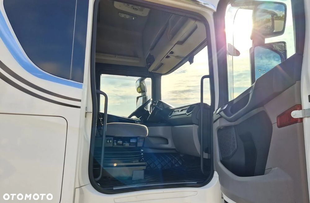 Scania * R450 LOW DECK * RETARDER * KLIMA POSTOJOWA * - 23
