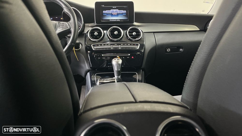 Mercedes-Benz C 200 d AMG Line - 12