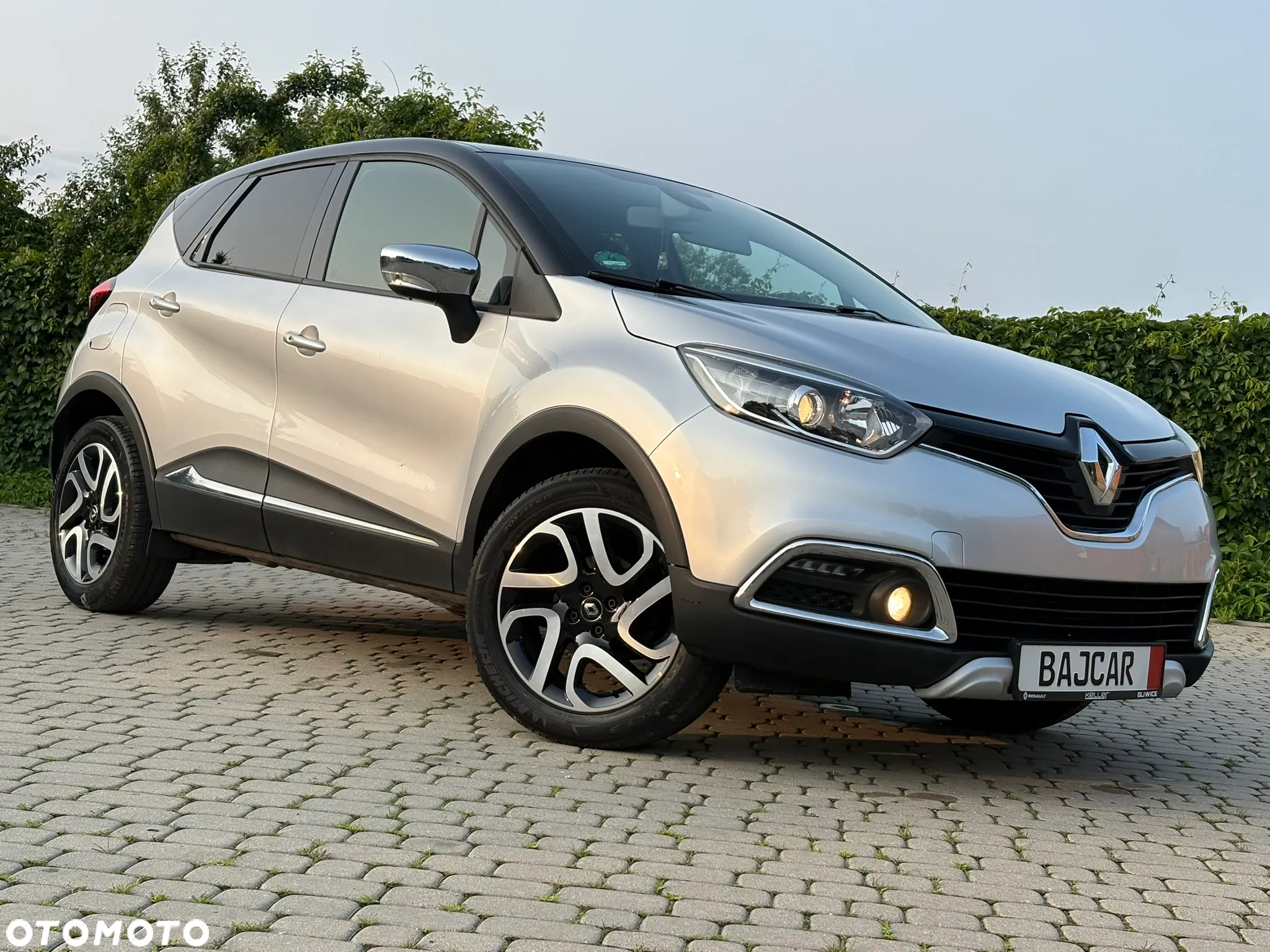 Renault Captur (ENERGY) TCe 90 INTENS - 2