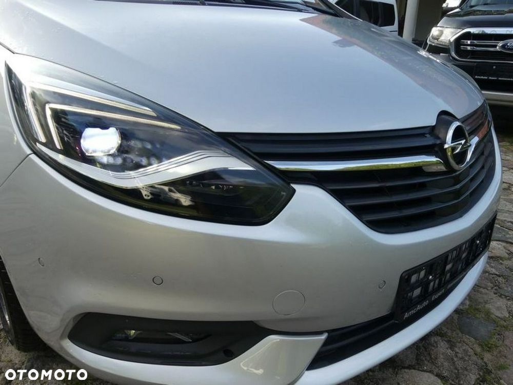 Opel Zafira 2.0 D Automatik Active - 21
