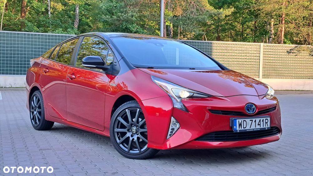 Toyota Prius Hybrid - 3