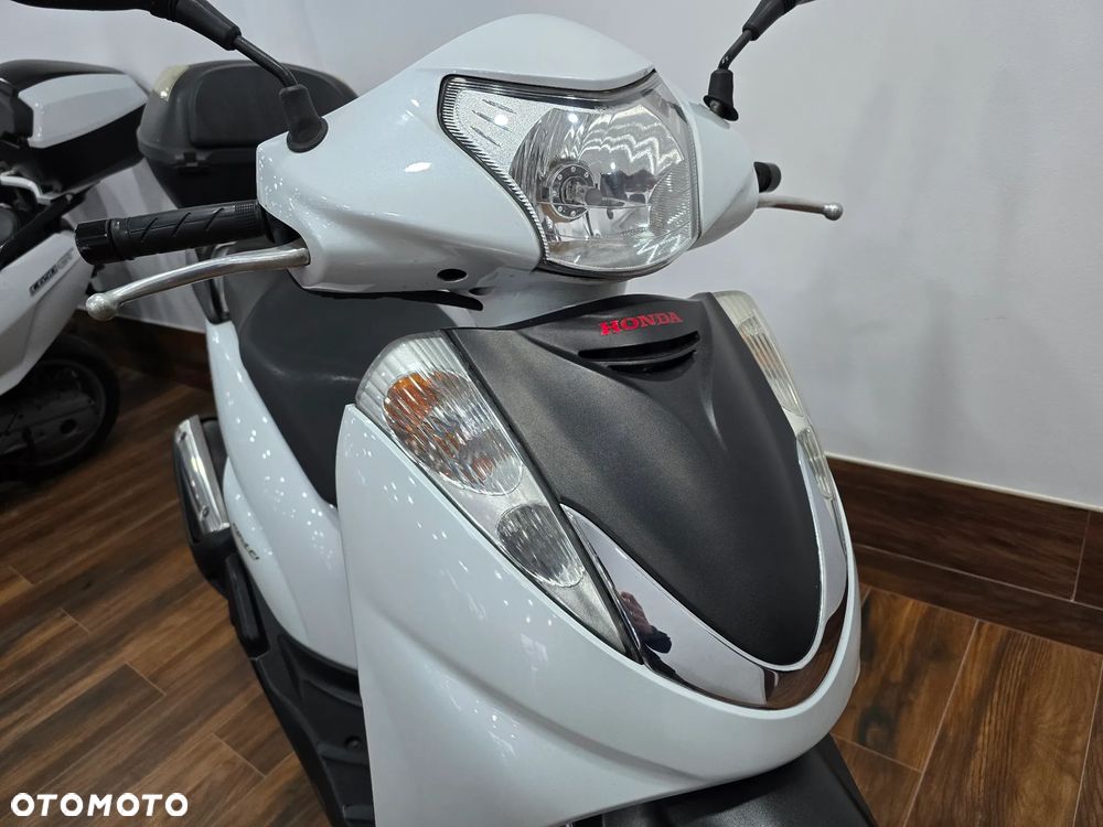 Honda SH - 16