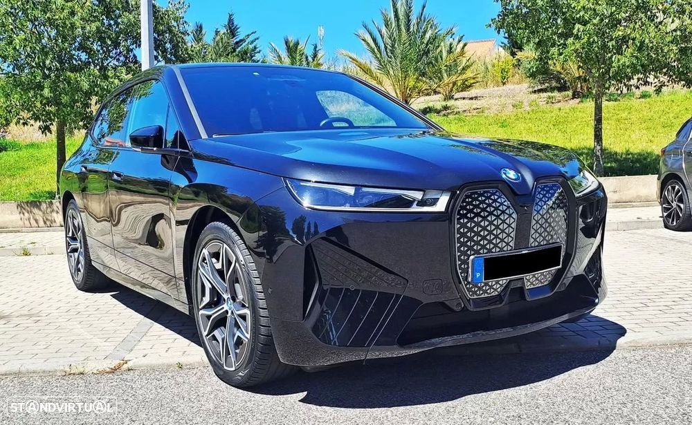 BMW iX xDrive 40 Pack Desportivo
