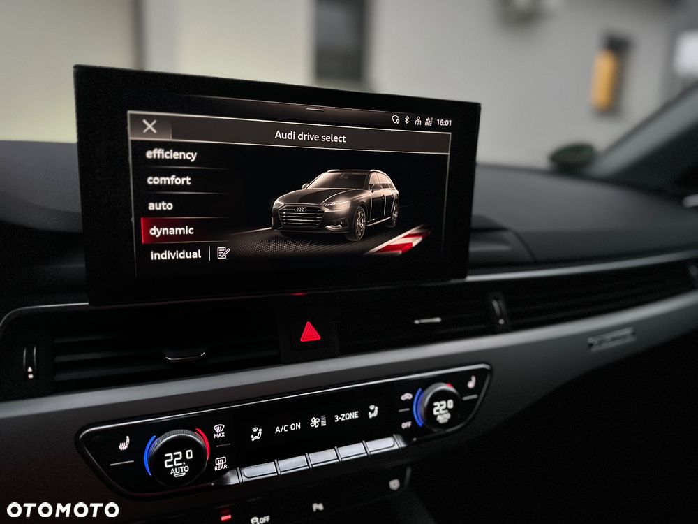 Audi A4 Avant 40 TDI quattro S tronic - 21