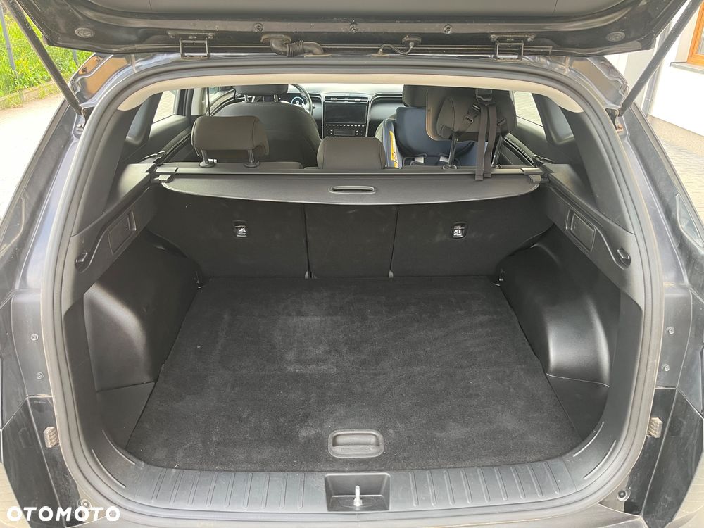 Hyundai Tucson 1.6 T-GDi HEV Executive 2WD - 10