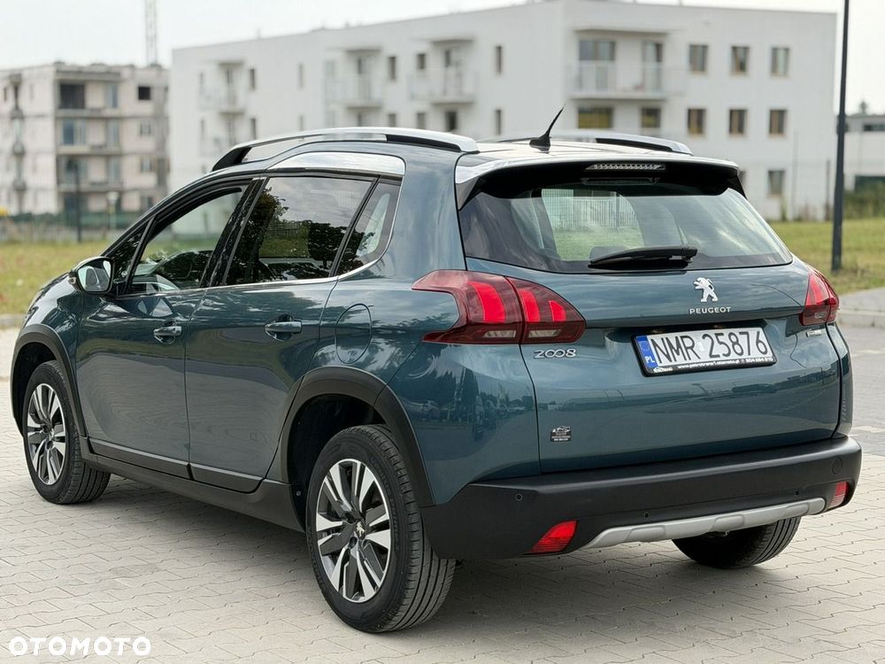 Peugeot 2008 PureTech 110 Stop&Start EAT6 Allure - 8