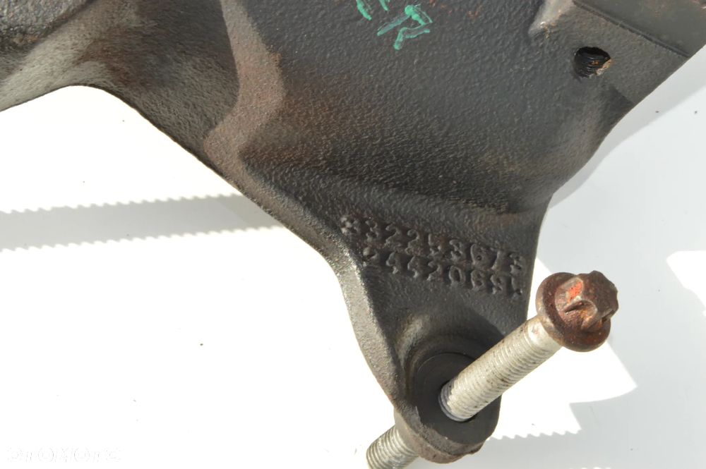 łapa silnika opel astra h zafira b vectra c 1.8 z18xer 24420695 - 2