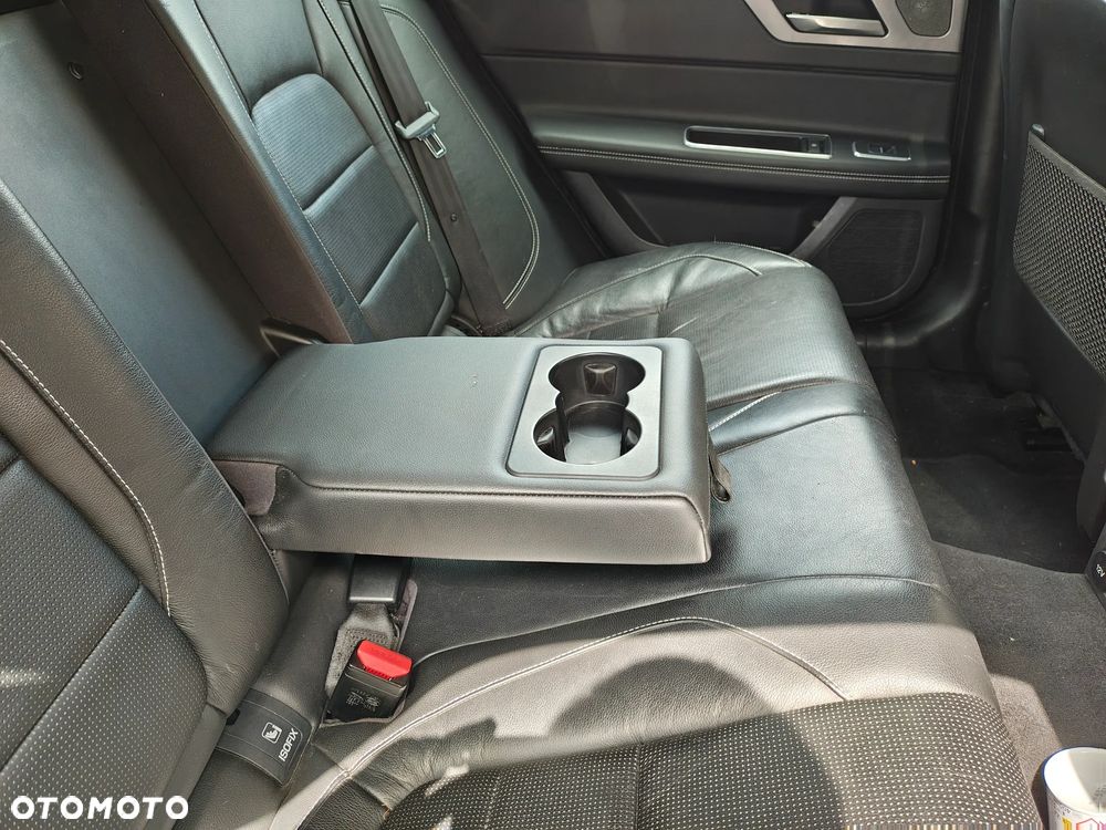 Jaguar XF 20d AWD R-Sport - 13