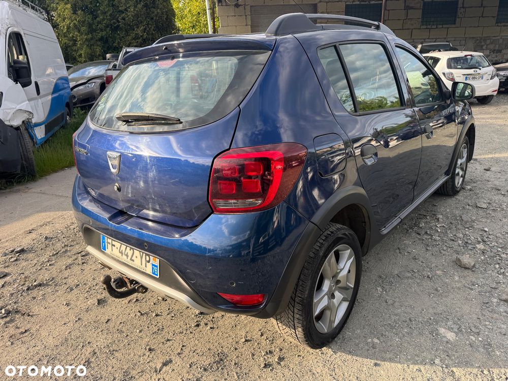 Dacia Sandero Stepway TCe 90 Prestige - 24