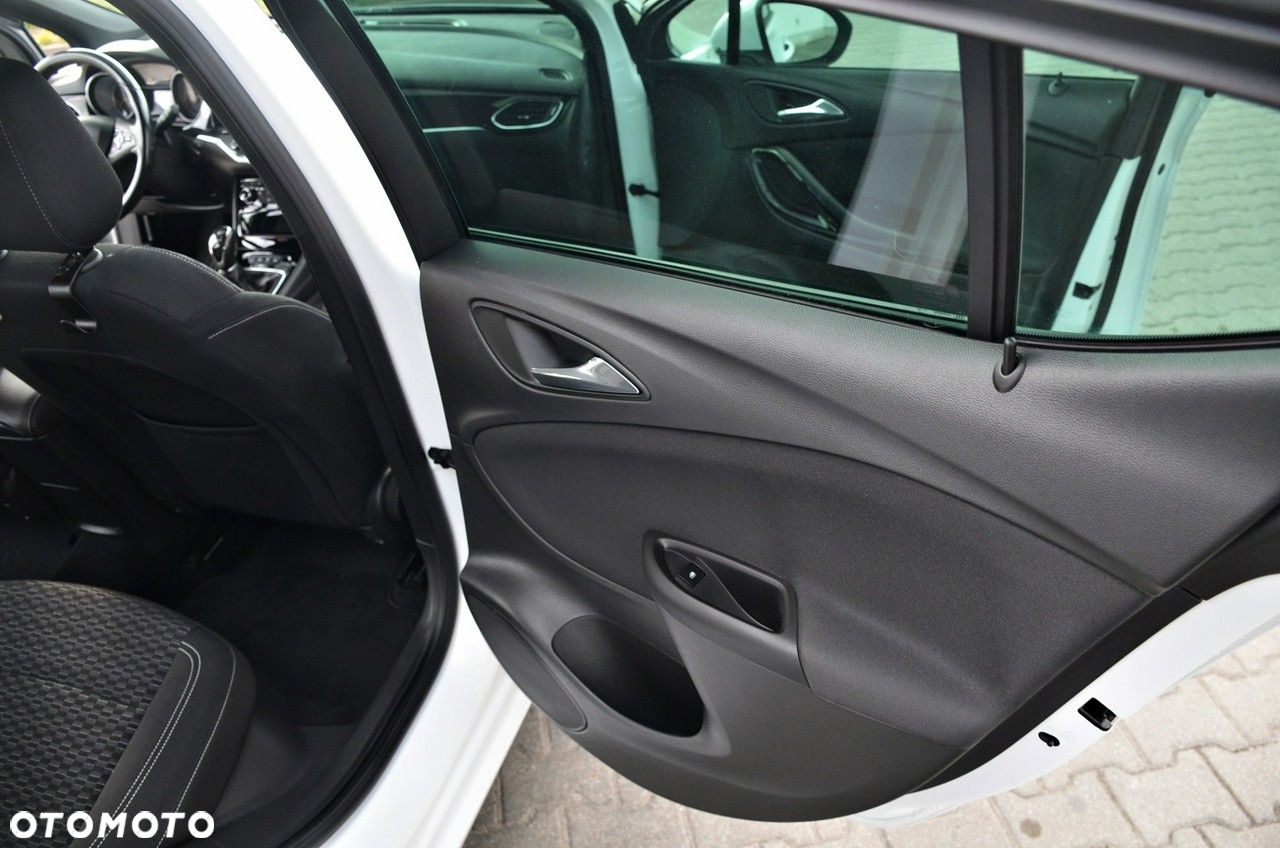 Opel Astra - 22