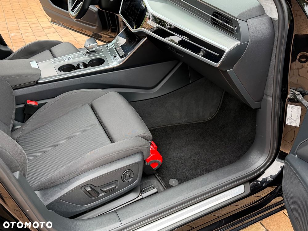 Audi A6 Avant 40 TDI S tronic sport - 28