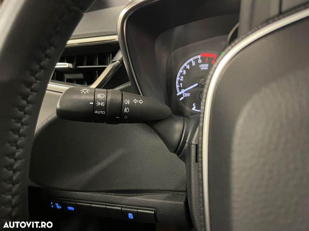 Toyota Corolla - 21