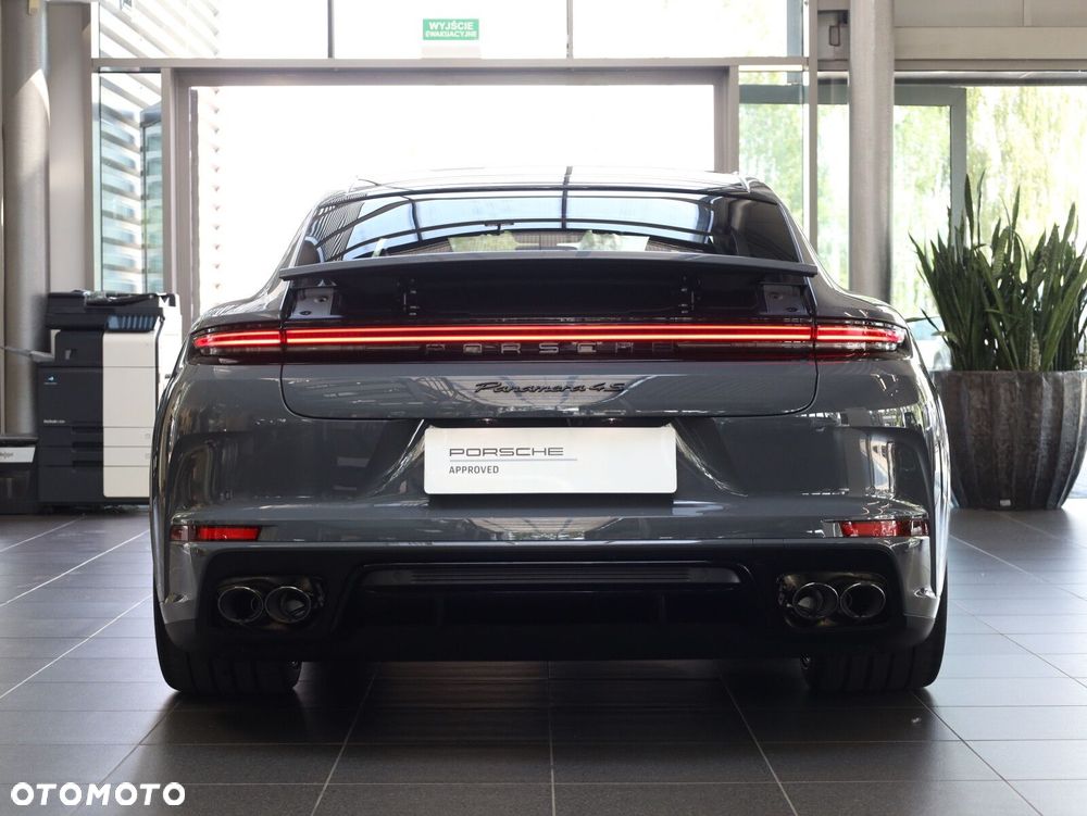 Porsche Panamera - 10