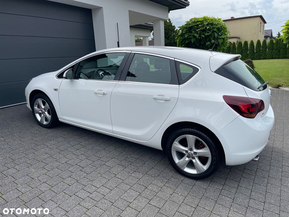 Opel Astra 1.4 Turbo Sport - 25