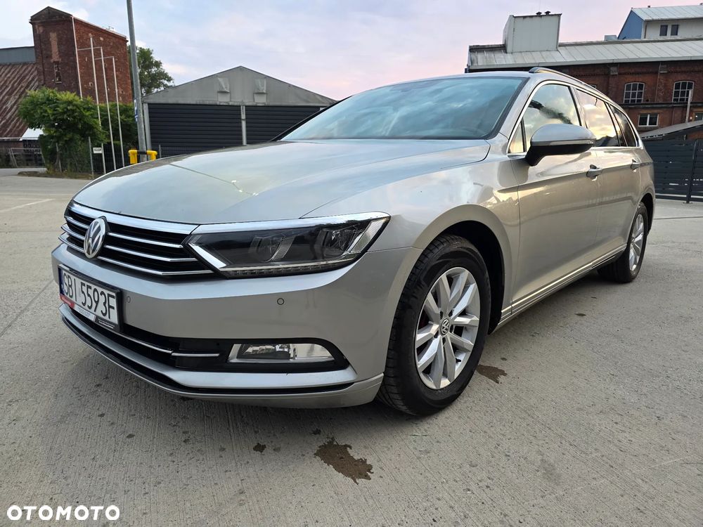 Volkswagen Passat 2.0 TDI SCR DSG Comfortline - 6