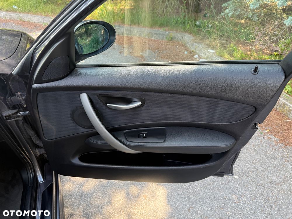 BMW Seria 1 - 16