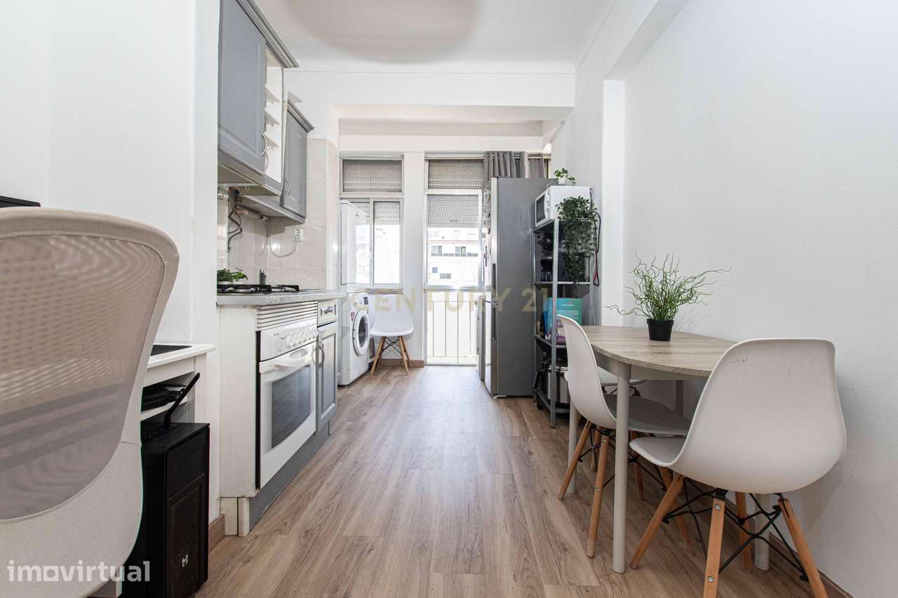 Apartamento T1 | Totalmente Mobilado e Equipado | Reboleira - Grande imagem: 4/30