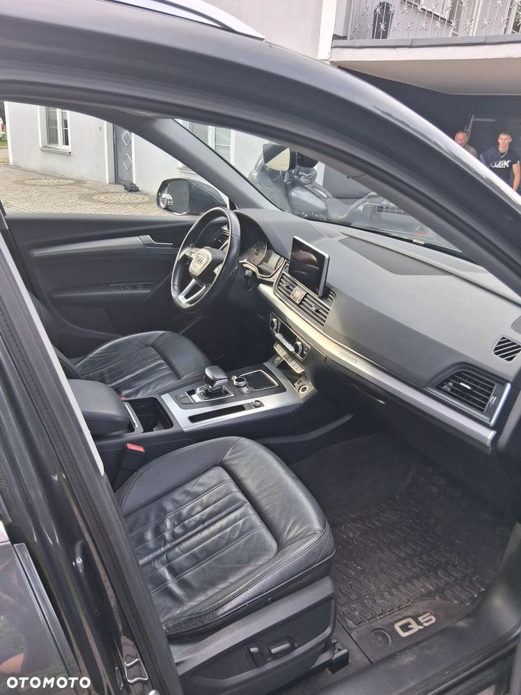 Audi Q5 2.0 TFSI Quattro S tronic design - 17