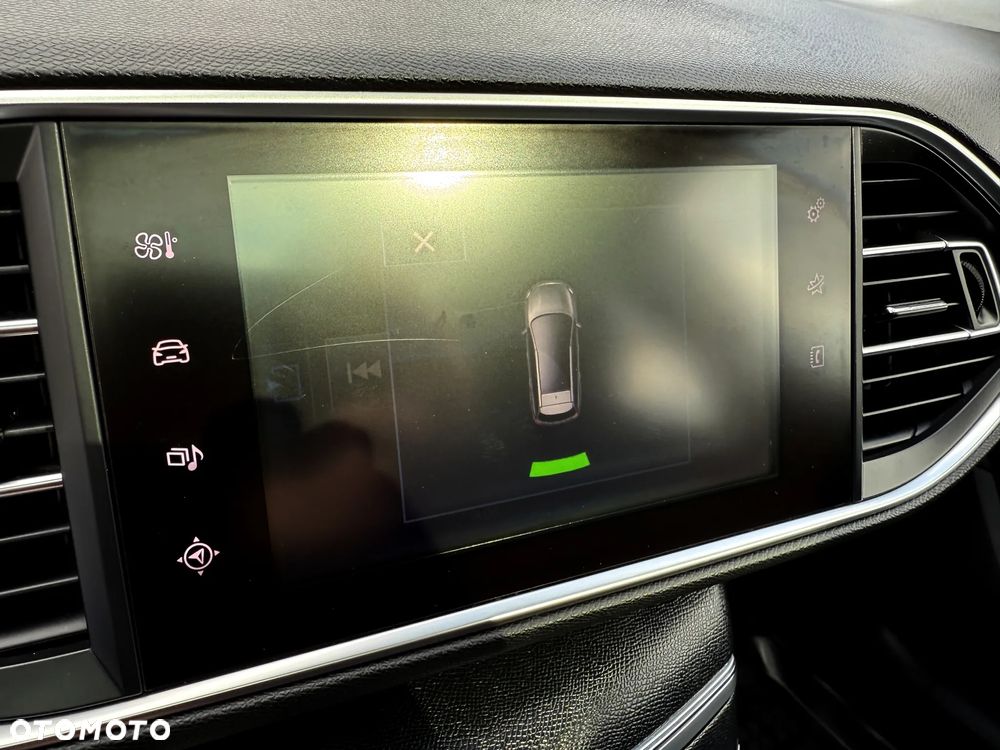 Peugeot 308 1.6 BlueHDi Business Line S&S - 17